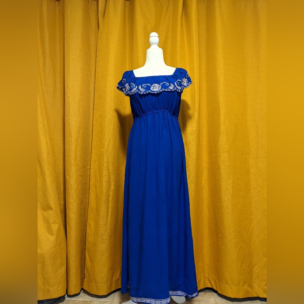 Flying Tomato Blue Maxi Dress, size Large